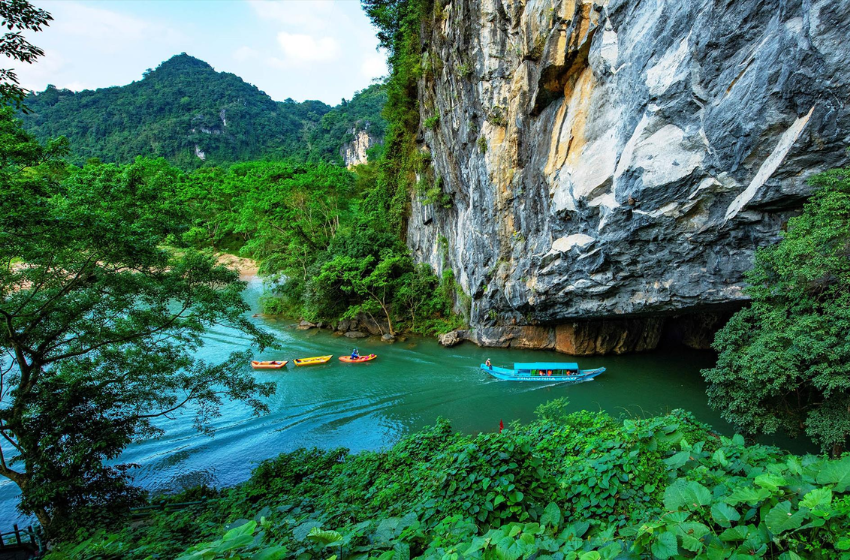 Phong Nha and Paradise Cave Tour Full Day